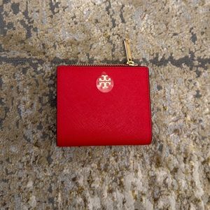 NEW Tory Burch Bi-Fold Red Wallet